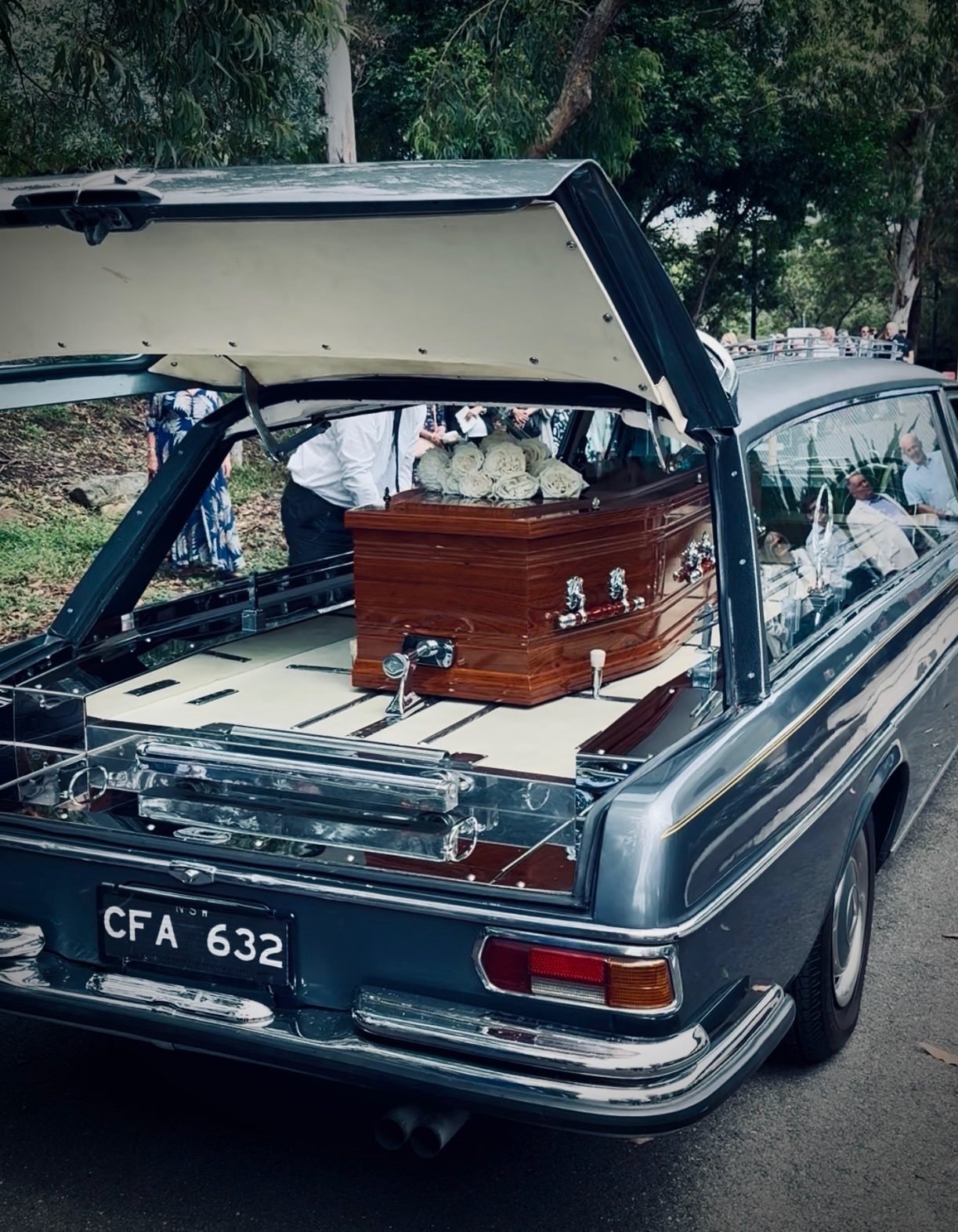 how to choose the right coffin with Idyllic Funerals