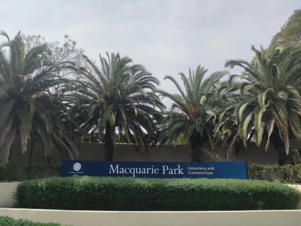 Macquarie Park Cemetery & Crematorium Guide 1 Macquarie Park Cemetery and Crematorium, North Ryde.